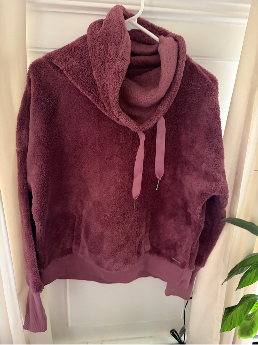Mondetta Pink Sweatshirt Size L